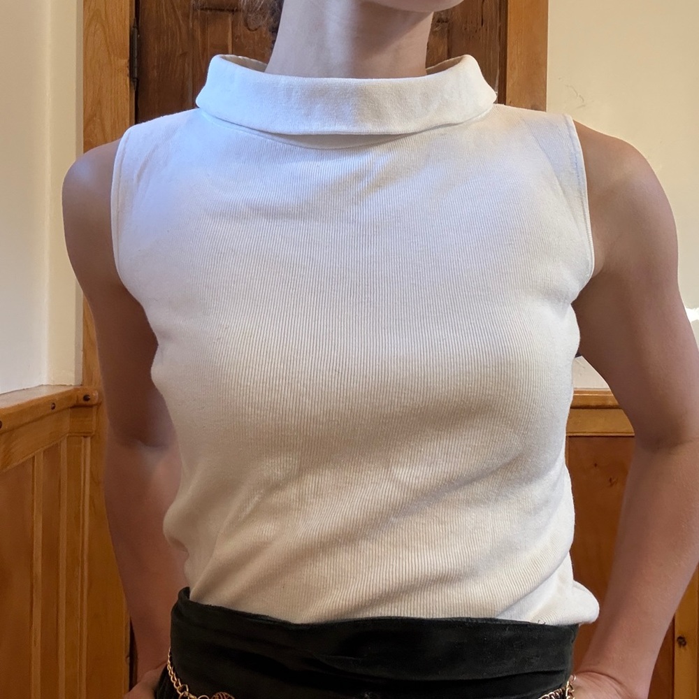 White Sleeveless Turtleneck ScoopNeck Sweater Top